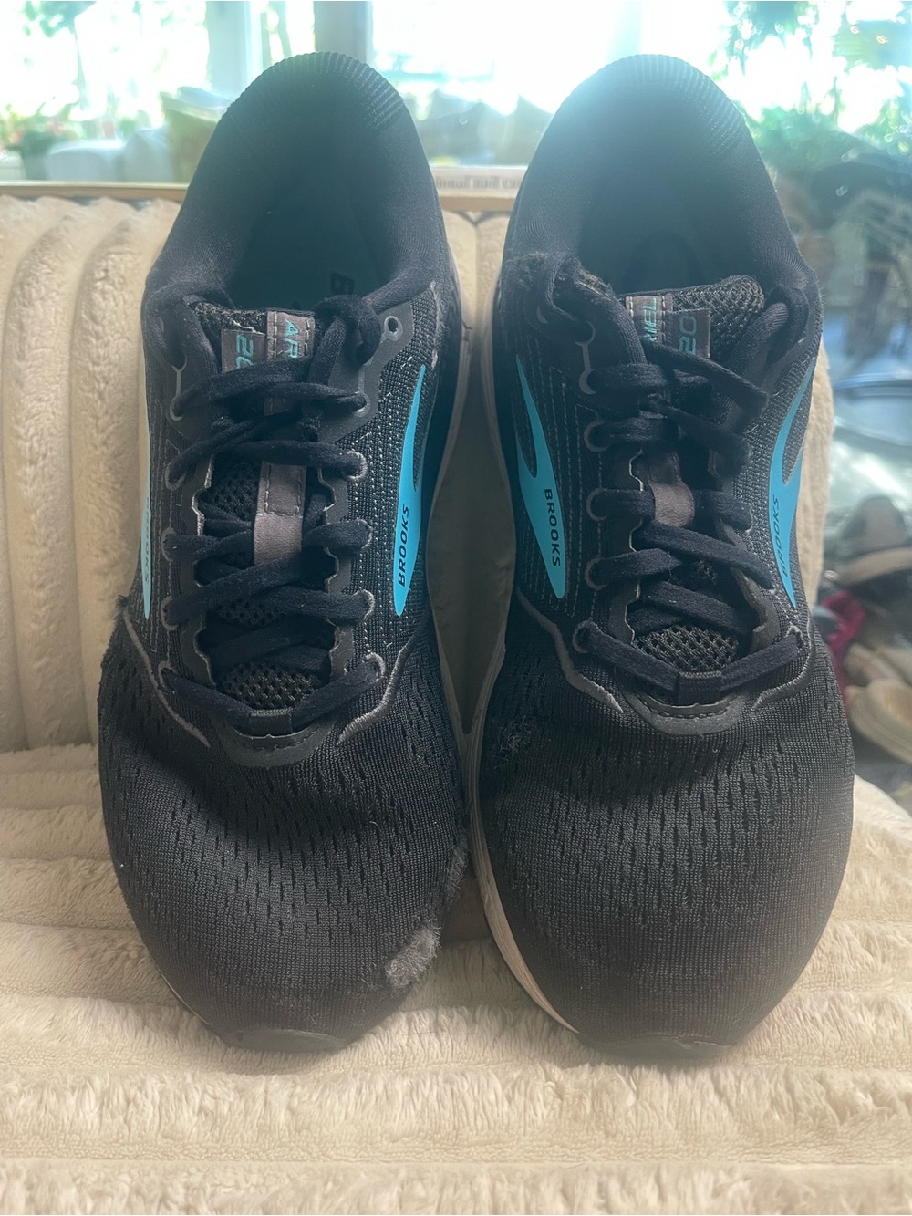 Brooks Ariel 20 Women's Black Blue Running Shoes Size 10 - Picture 2 of 9